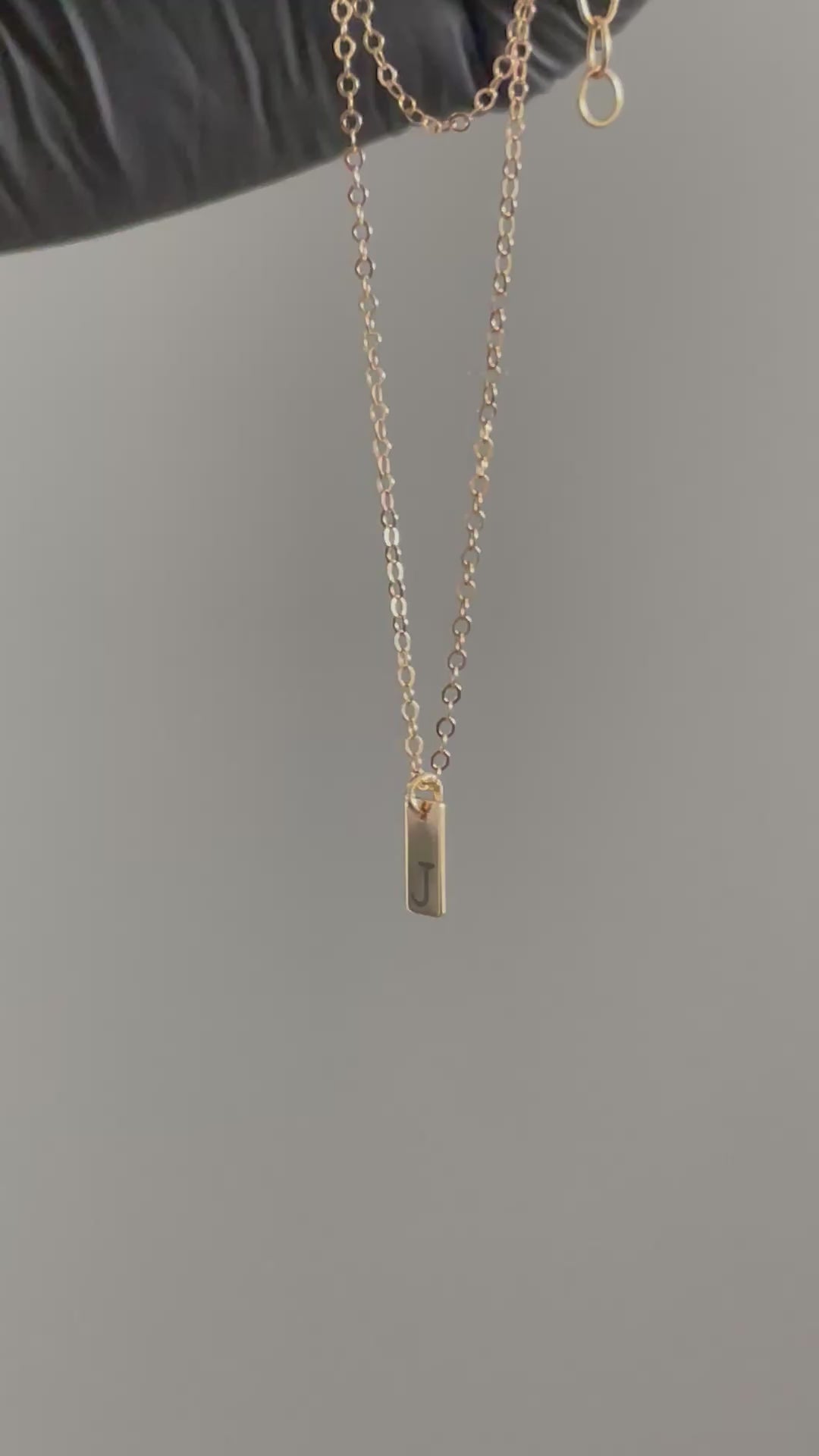 LEE SUPER TINY TAGS NECKLACE